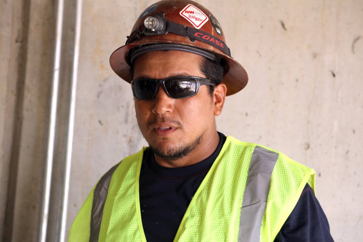 MCR Safety Swagger SR5 Foam-Lined Safety Glasses with Black Frame and Gray MAX6 Anti-Fog Lens